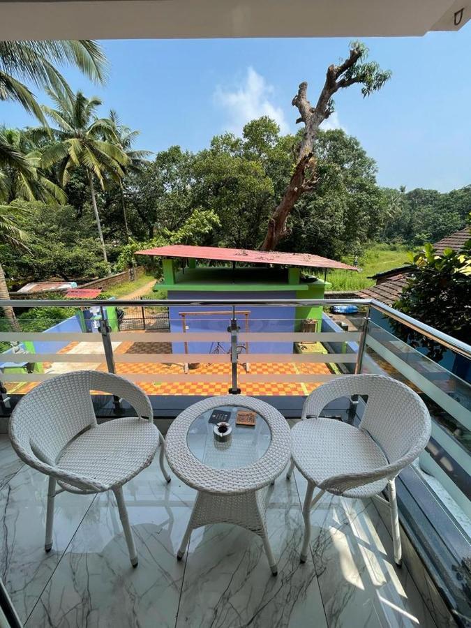 Nirvana Homestays Siolim Esterno foto