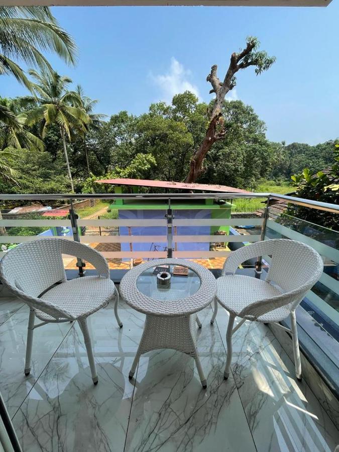 Nirvana Homestays Siolim Esterno foto