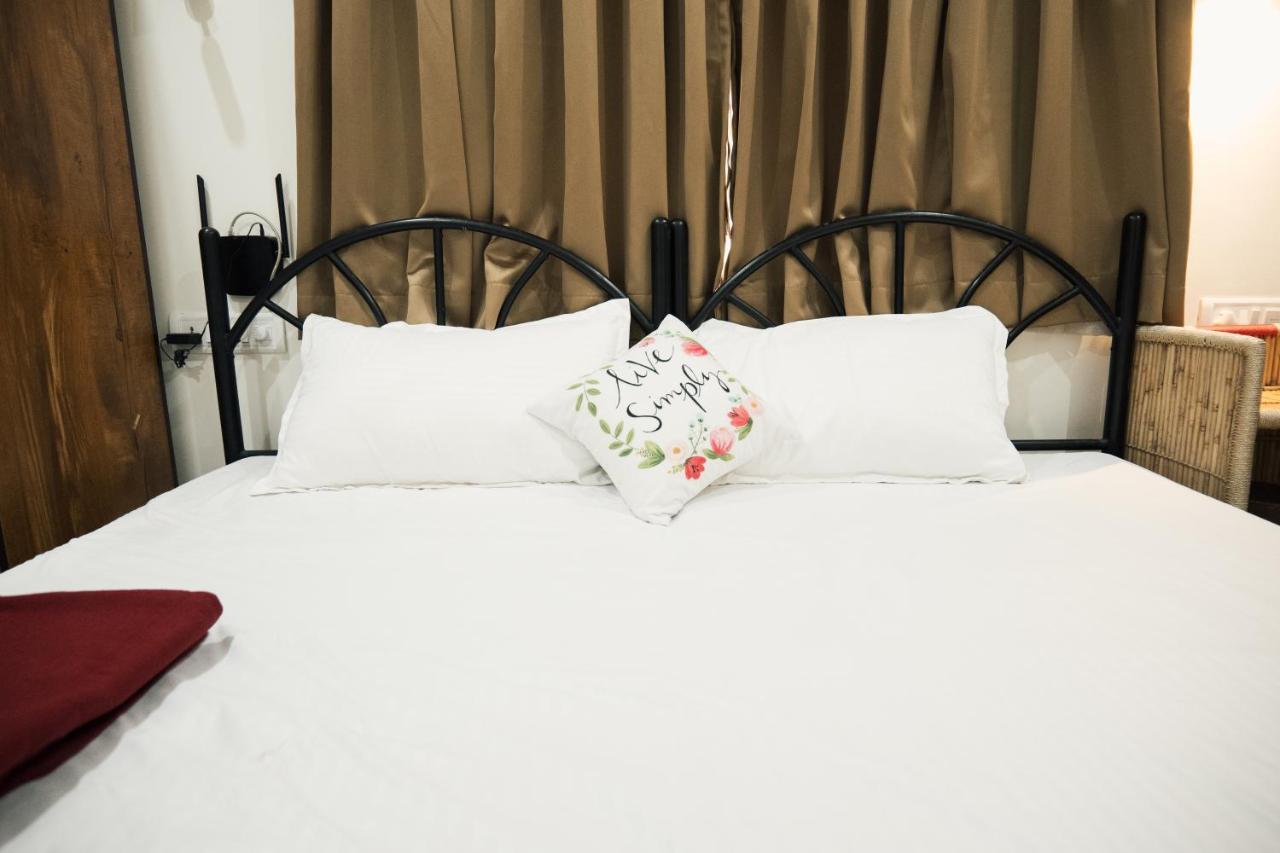 Nirvana Homestays Siolim Esterno foto