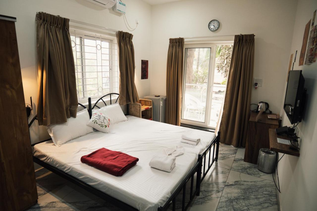 Nirvana Homestays Siolim Esterno foto